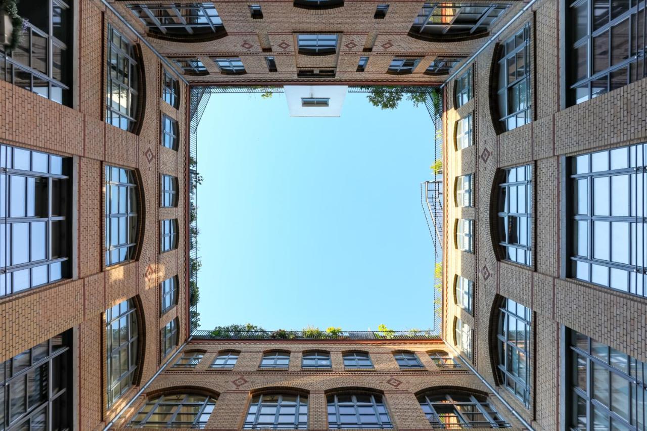 The Melchior, Luxury Industry Loft In Mitte Up To 5 Ppl With 2 Bath Rooms เบอร์ลิน ภายนอก รูปภาพ