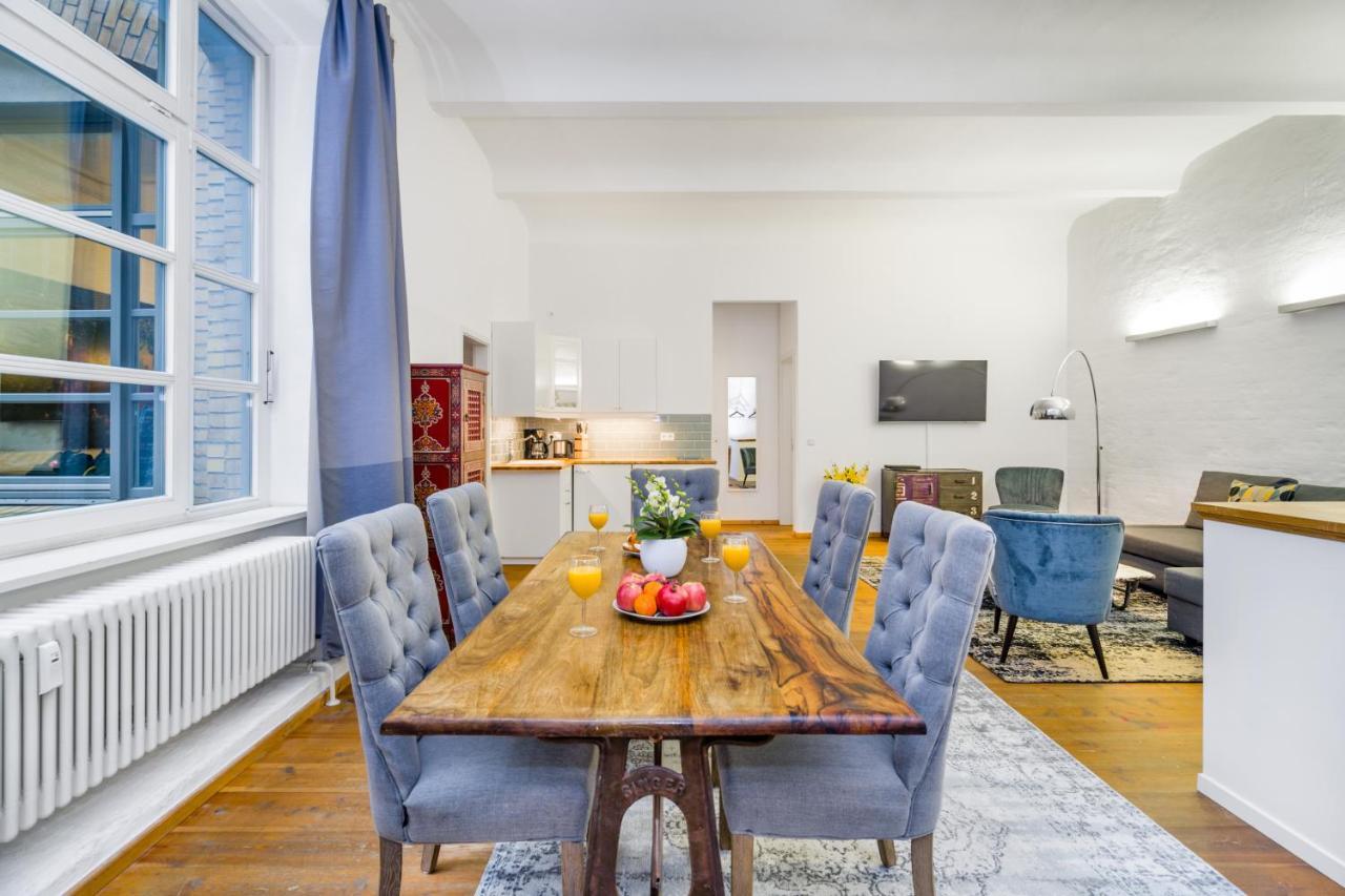 The Melchior, Luxury Industry Loft In Mitte Up To 5 Ppl With 2 Bath Rooms เบอร์ลิน ภายนอก รูปภาพ